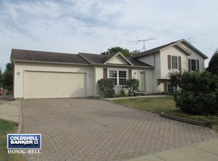 126 N Hickory St, Cortland, IL 60112