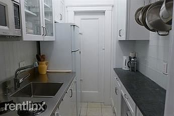 293 BEACON ST 4