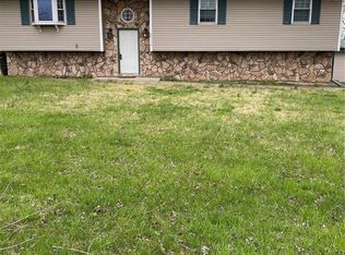 25135 Randolph Rd, Waynesville, MO 65583