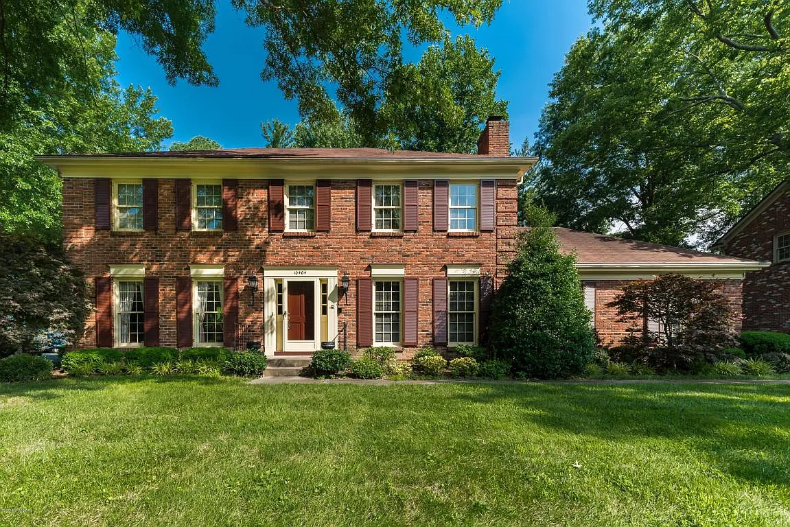 10404 Falling Tree Way photo 1