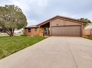 2413 Cheyenne St, Irving, TX