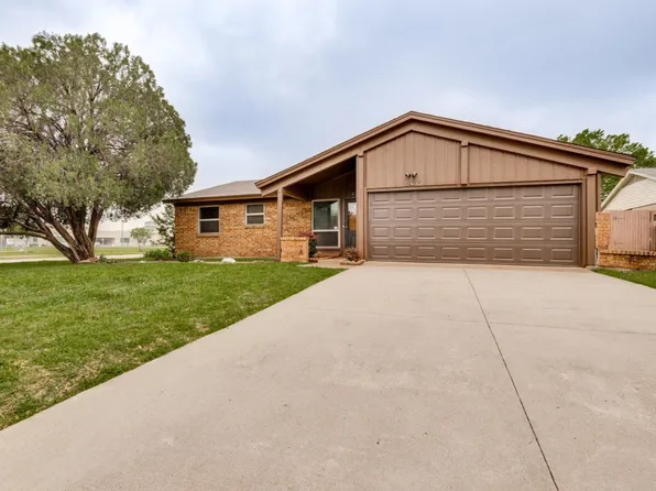 2413 Cheyenne St, Irving, TX 75062