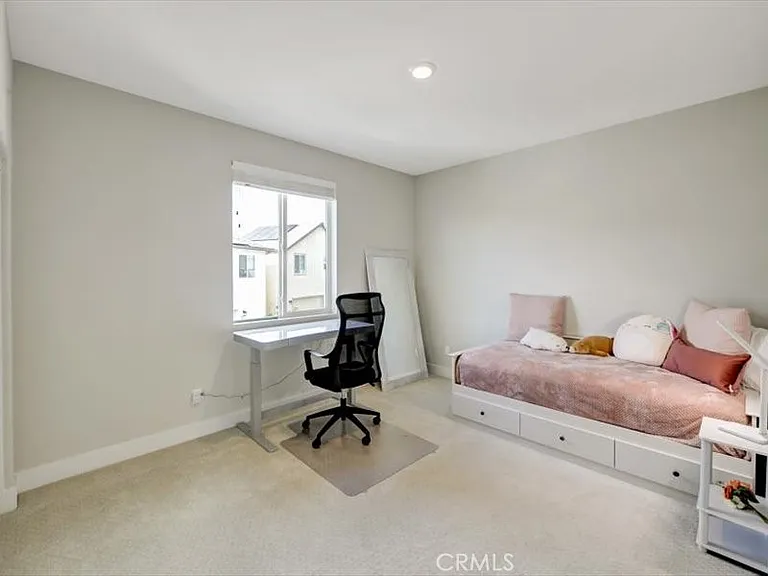 134 Chorus — Photo 25