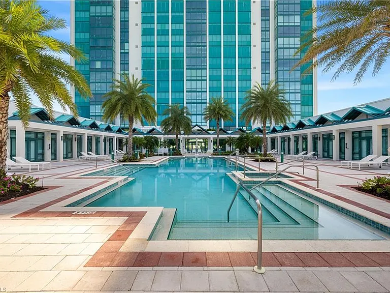 7515 Pelican Bay Blvd #Penthouse D — Photo 46