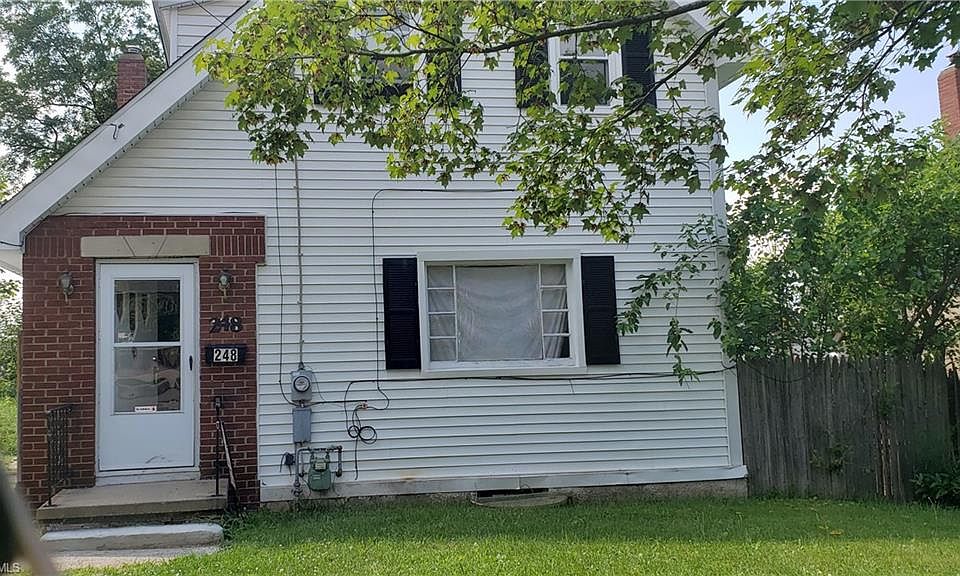 1st image of 248 Bowmanville St