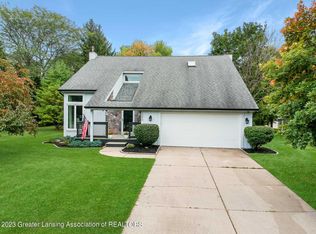 2390 Tiffany Ln, Holt, MI 48842