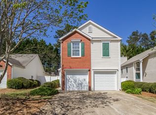 1013 Daventry Xing, Woodstock, GA 30188
