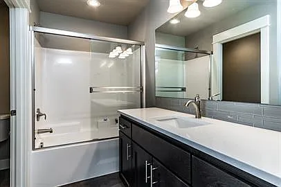 20492 NE Empire Ave — Photo 15