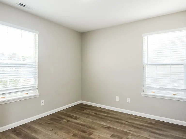 5724 Blackley Ln — Photo 12