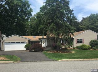 175 Snyder Ave, Ramsey, NJ 07446