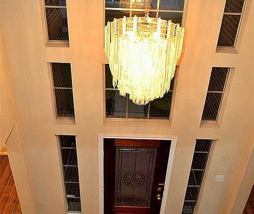 5th image of 731 Annies Way