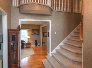 18214 Pasadena Ave, Omaha, NE 68130