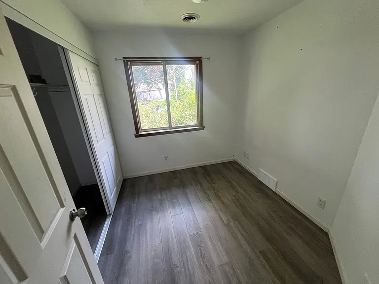 130 Highway St — Photo 9