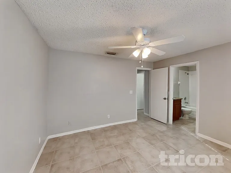 13228 Pike Lake Dr — Photo 9