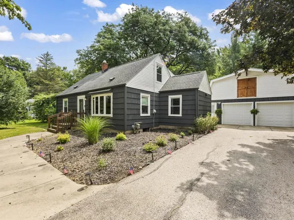 16845 Judith LANE, Brookfield, WI 53005