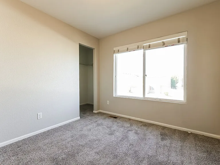 18609 E 45th Pl — Photo 13