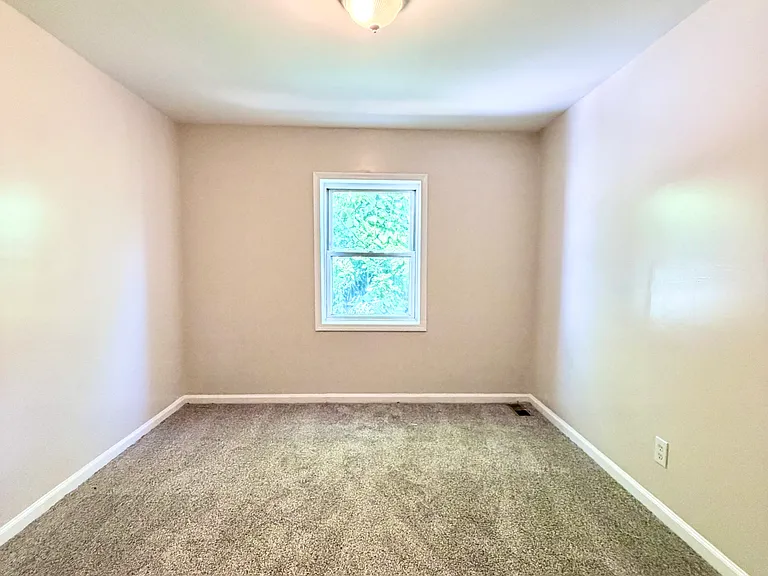 5417 Nelson Ave — Photo 14