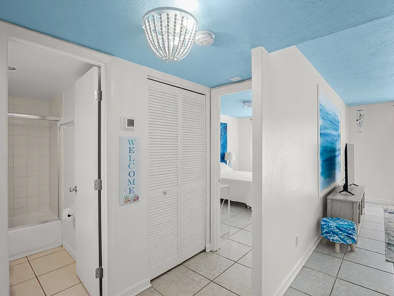 223 Columbia Dr #115 — Photo 5
