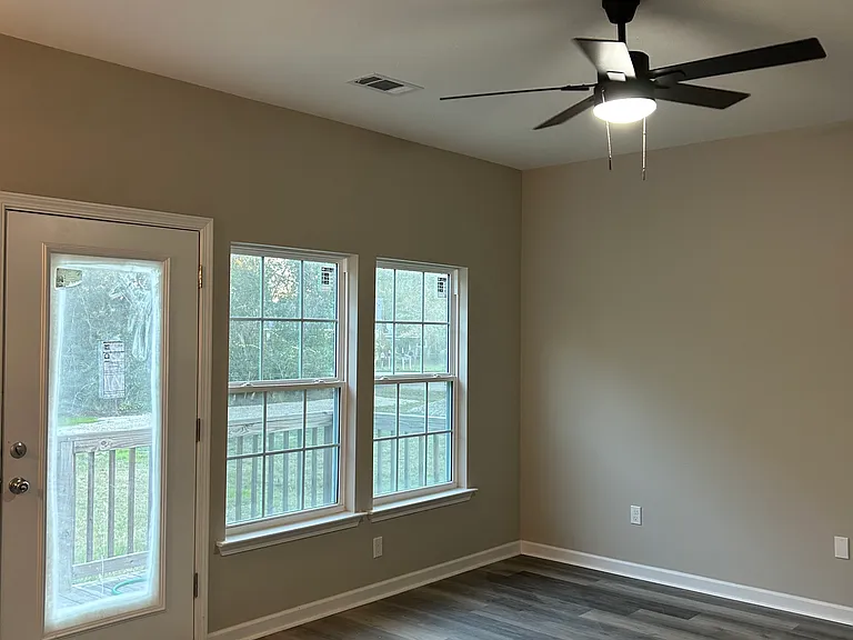 61078 Richard St — Photo 1