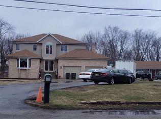 2742 186th St, Lansing, IL 60438