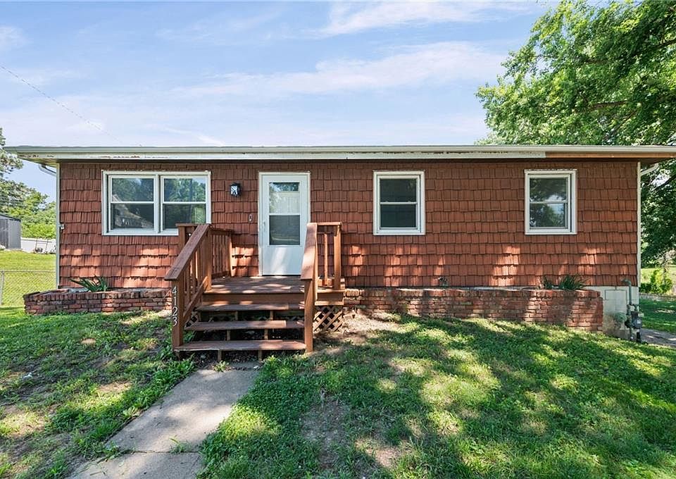 1st image of 4123 Preston Dr