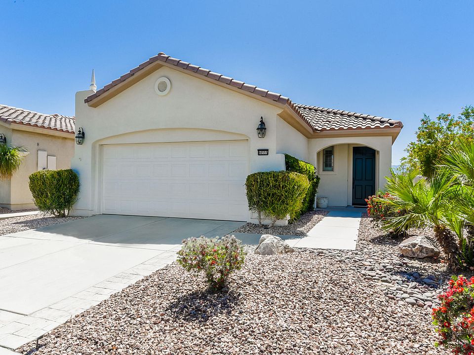 1st image of 80555 Avenida Camarillo