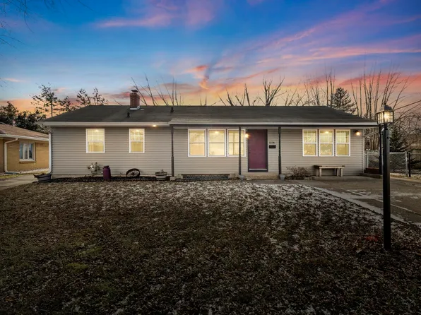 1114 Matheson St, Janesville, WI 53545