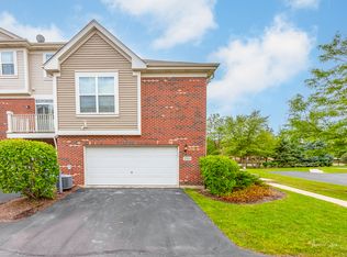 2528 Dunraven Ave, Naperville, IL 60540