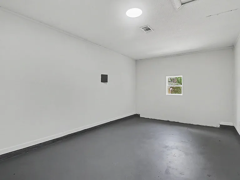 4136 Mimosa Dr — Photo 13