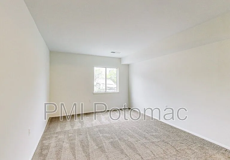 18600 Walkers Choice Rd #1 — Photo 17