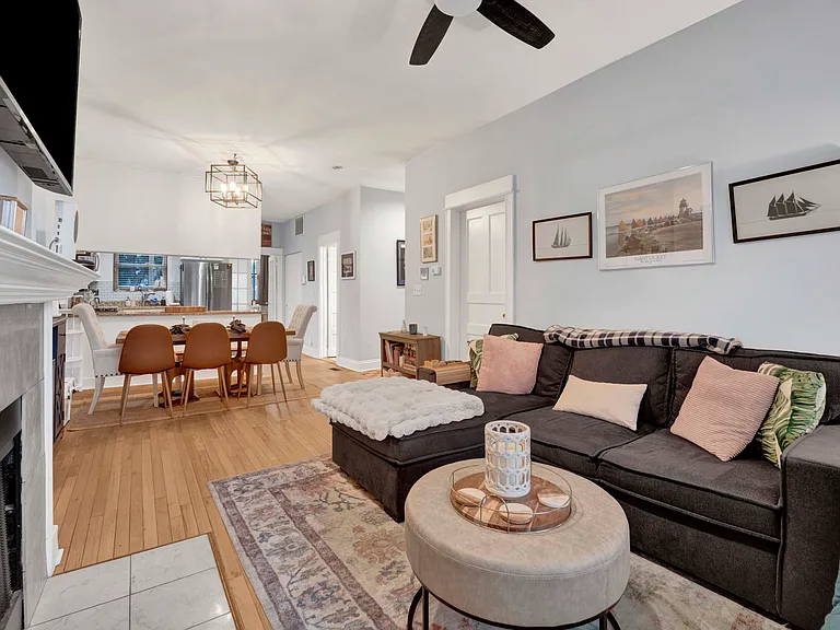 916 W Grace St #3 — Photo 9