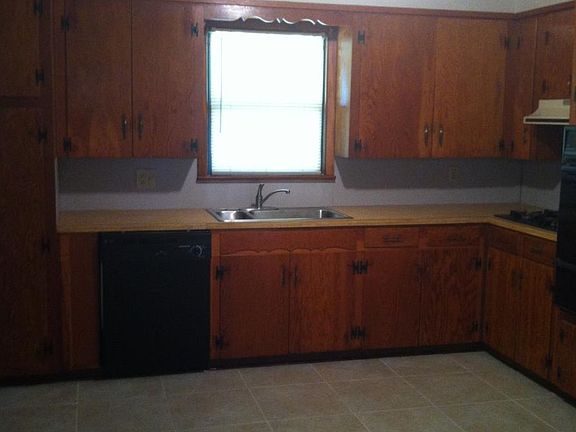 2nd image of 4509 Donnie Ave