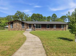 1826 Caldwell St, Conway, AR 72034