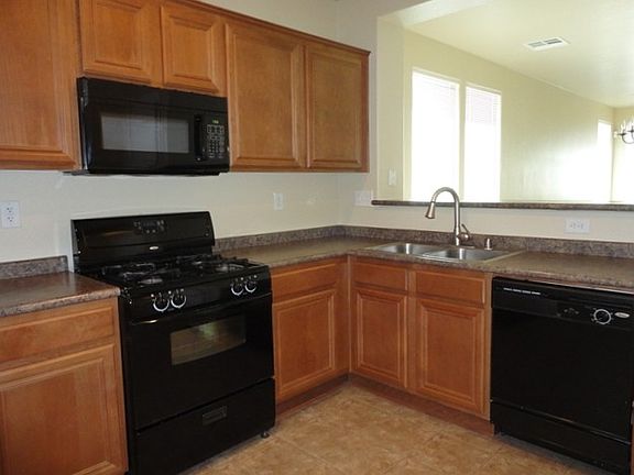 2nd image of 41 Peachtree Hill Ave