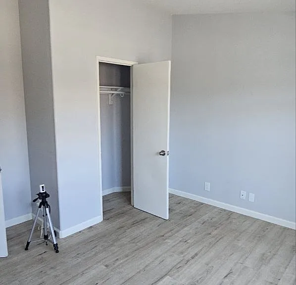 9425 Cherry St — Photo 23