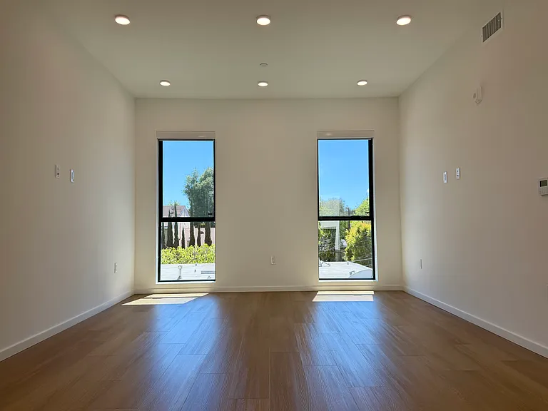 5119 Colfax Ave #306 — Photo 14