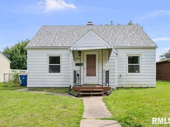 4702 11th St #B, Moline, IL 61265