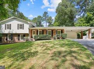 9350 Indian Springs Dr, Roswell, GA 30075