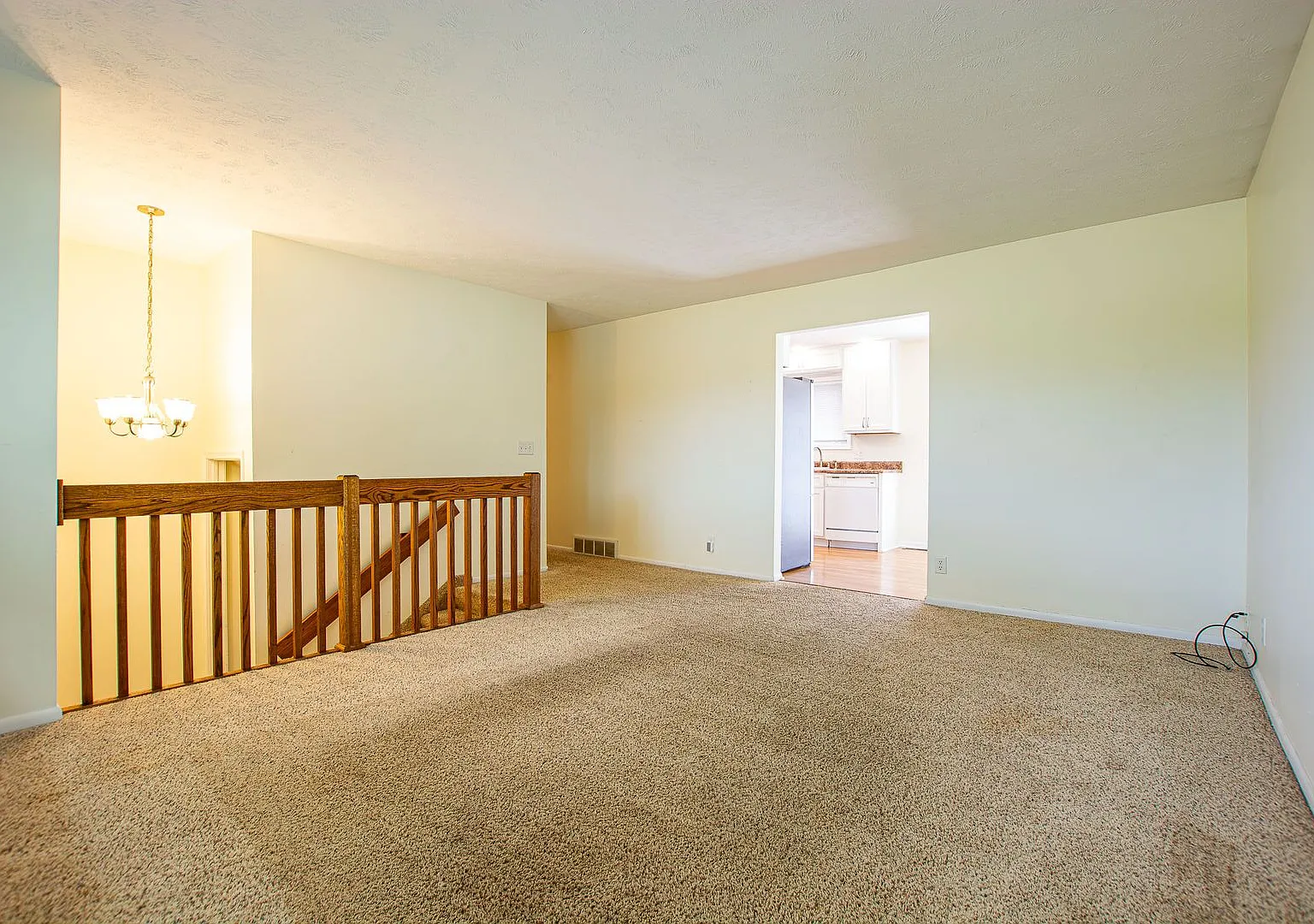 3 Bedroom / 2 Bath Home off 108th and Q! — Photo 4