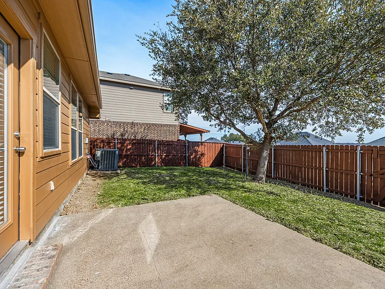 2508 Pioneer Bluffs Rd — Photo 11