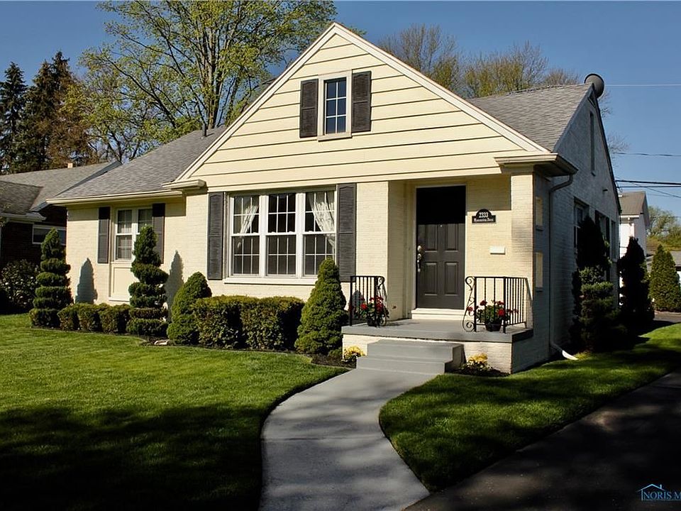 1st image of 2333 Manchester Dr