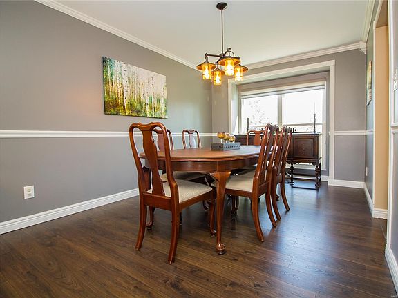 3rd image of 2504 Rain Forest Dr