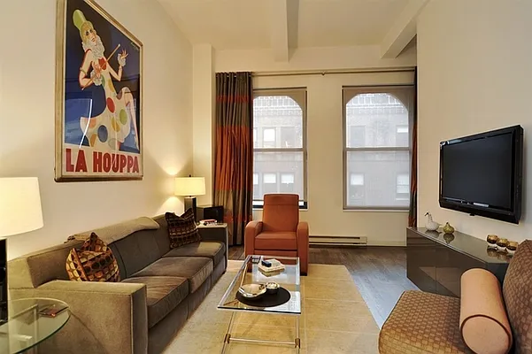 Rented by Compass | media 20