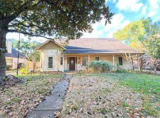 1015 Woodhorn Dr, Houston, TX 77062