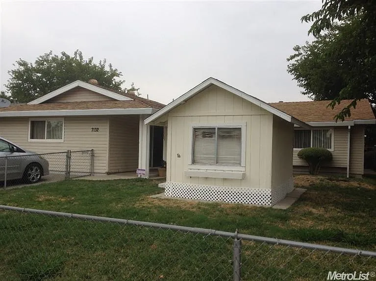 7132 Schooner Way photo 1