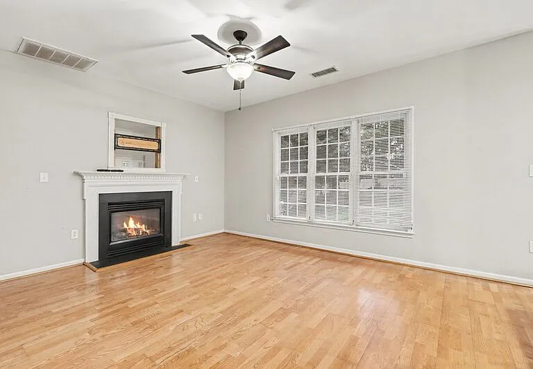 2549 Adonis Ct — Photo 24