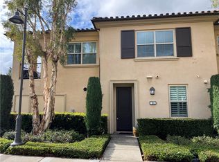 104 Rose Arch, Irvine, CA 92620