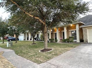 1313 Honey Blossom Dr, Pflugerville, TX 78660
