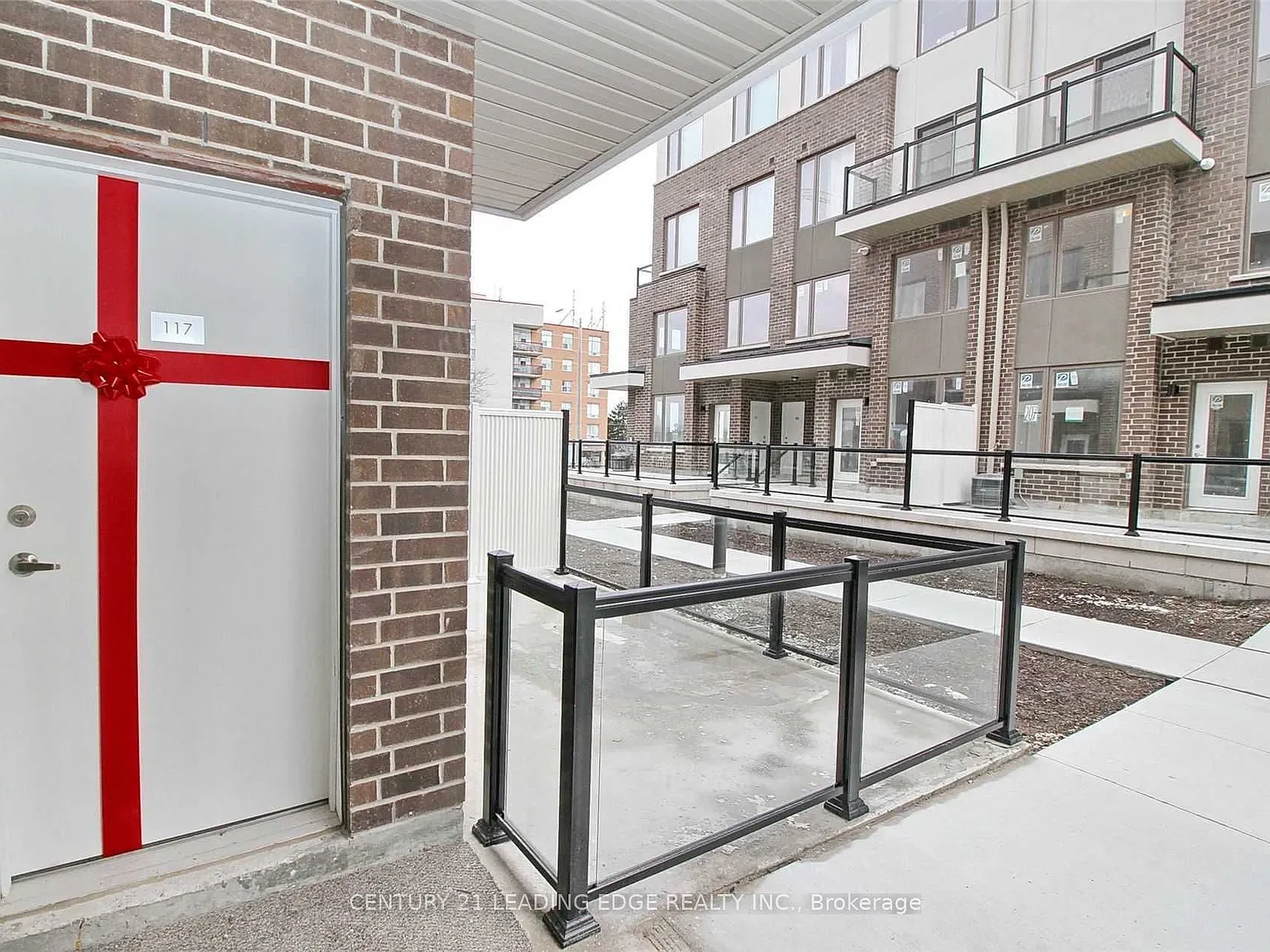 2 bed, $2,800 — Photo 2