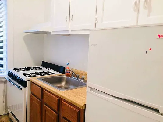 Rented by Bell Realty | media 7